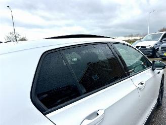 Volkswagen Golf 1.5 eTSI aut + f1 162pk R-Line - pano - hud - keyless - virtual - front + line + side + park assist picture 126