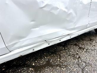 Volkswagen Golf 1.5 eTSI aut + f1 162pk R-Line - pano - hud - keyless - virtual - front + line + side + park assist picture 120