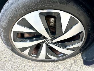 Volkswagen ID.4 77kWh 204pk aut First Edition - nap - 20 inch - navi - keyless - sfeerverl - cam - front + line assist - trekh picture 95