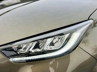 Toyota Yaris 1.5 Hybrid 115 automaat First Edition - nap - facelift - navi - camera - keyless - front + line assist - rijdbaar picture 9