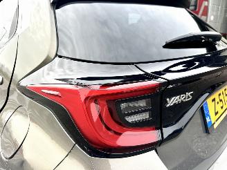 Toyota Yaris 1.5 Hybrid 115 automaat First Edition - nap - facelift - navi - camera - keyless - front + line assist - rijdbaar picture 88