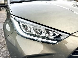 Toyota Yaris 1.5 Hybrid 115 automaat First Edition - nap - facelift - navi - camera - keyless - front + line assist - rijdbaar picture 96