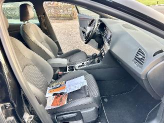 Seat Leon ST 1.5 TSI 150pk 7-traps aut + f1 FR - nap - nav - cam - keyless - sfeerverl - virtual - front + line assist picture 68