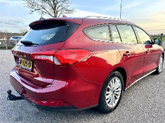 Ford Focus 1.0T EcoBoost 125pk 6-bak Titanium Bus - nap - keyless - front + line assist - trekh - pdc v+a - navi - CarPlay picture 5