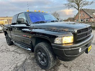 Dodge Ram 1500 V8 Magnum 4x4 lpg automaat - nap - uitlaat klepsysteem - airco - cruise - leer - 4x goede banden - dvd - trekh picture 4