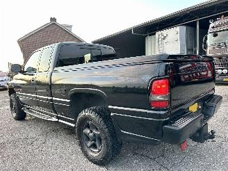 Dodge Ram 1500 V8 Magnum 4x4 lpg automaat - nap - uitlaat klepsysteem - airco - cruise - leer - 4x goede banden - dvd - trekh picture 6