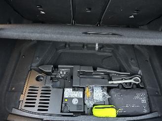 Mercedes A-klasse 180 136pk aut Bus.Sol. Luxury - nap - widescreen - leer - sfeerverl - front + line assist - camera - navi picture 75