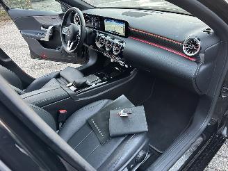 Mercedes A-klasse 180 136pk aut Bus.Sol. Luxury - nap - widescreen - leer - sfeerverl - front + line assist - camera - navi picture 19