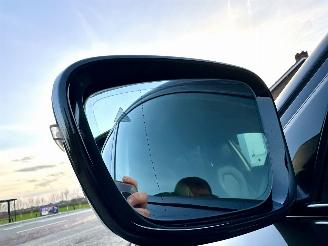 BMW 5-serie 530i 252pk aut + f1 High Exe Sportline sedan - head up - navi - camera - keyless - front + line + side assist picture 14