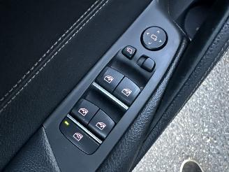 BMW 5-serie 530i 252pk aut + f1 High Exe Sportline sedan - head up - navi - camera - keyless - front + line + side assist picture 56