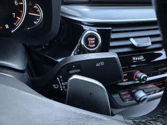 BMW 5-serie 530i 252pk aut + f1 High Exe Sportline sedan - head up - navi - camera - keyless - front + line + side assist picture 35