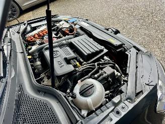 Volkswagen Golf Gereserveerd GTE 1.4 TSI 225pk aut + f1 5drs - nap - pano - leer - navi - camera - acc - front assist - schroefset + 18 inch picture 98