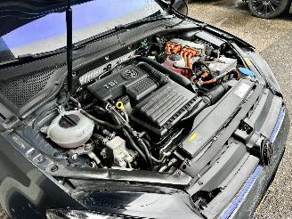 Volkswagen Golf Gereserveerd GTE 1.4 TSI 225pk aut + f1 5drs - nap - pano - leer - navi - camera - acc - front assist - schroefset + 18 inch picture 88