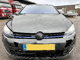 Volkswagen Golf GTE 1.4 TSI 225pk aut + f1 5drs - nap - pano - leer - navi - camera - acc - front assist - schroefset + 18 inch picture 3