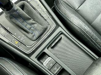 Volkswagen Golf Gereserveerd GTE 1.4 TSI 225pk aut + f1 5drs - nap - pano - leer - navi - camera - acc - front assist - schroefset + 18 inch picture 30