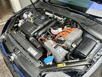 Volkswagen Golf Gereserveerd GTE 1.4 TSI 225pk aut + f1 5drs - nap - pano - leer - navi - camera - acc - front assist - schroefset + 18 inch picture 95