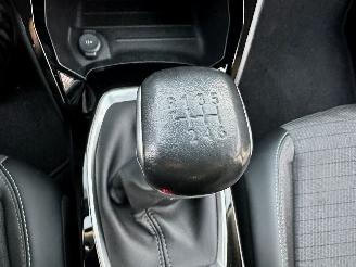 Peugeot 2008 1.2 Turbo 131pk 6-bak PureTech Allure - nap - navi - carplay - clima - cruise - pdc - line assist - trekh picture 20