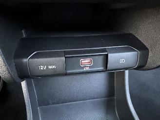 Kia e-Niro 64kWh 204pk aut + f1 DynamicPlusLine - nap - schuifdak elektr - keyless - front + line assist - stuur + stoelverw picture 42