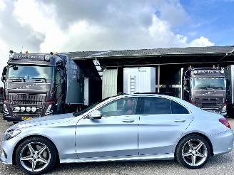 Vaurioauto  passenger cars Mercedes C-klasse 250 AMG 211pk aut + F1 sedan - pano - hud - luchtvering - burmester - 2013/12