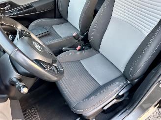Toyota Yaris 1.0 VVT-i 69pk Comfort 5drs - nap - front + line assist - airco - bleutooth - aux - usb - stuurbediening picture 38