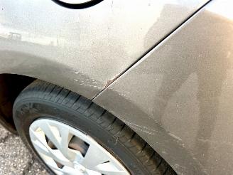 Toyota Yaris 1.0 VVT-i 69pk Comfort 5drs - nap - front + line assist - airco - bleutooth - aux - usb - stuurbediening picture 10