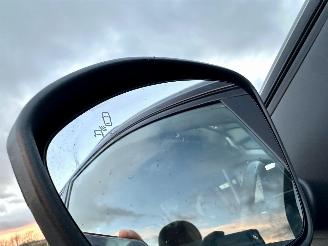 Dacia Sandero Stepway 1.0 TCe 101pk 6-bak Bi-Fuel Comfort - nap - navi - camera - side assist - lpg onderbouw fabrieksaf picture 15