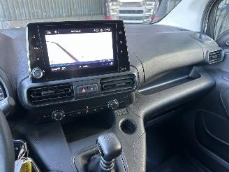 Opel Combo 1.5D 102pk 6-bak euro.6 L1/H Luxe - 45dkm nap - navi - camera - stoelverw - pdc - 2x schuifdeur - zonnepanelen dak picture 35