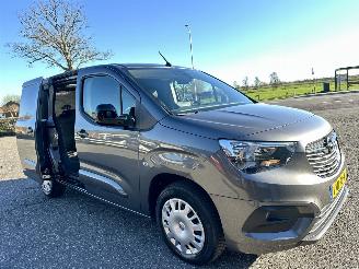 Opel Combo 1.5D 102pk 6-bak euro.6 L1/H Luxe - 45dkm nap - navi - camera - stoelverw - pdc - 2x schuifdeur - zonnepanelen dak picture 4