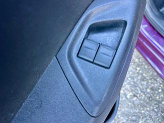 Peugeot 108 1.0 e-VTi 69pk Première CabrioTop - nap - camera - keyless entry + start - elektr dak - clima - cruise - carplay picture 44