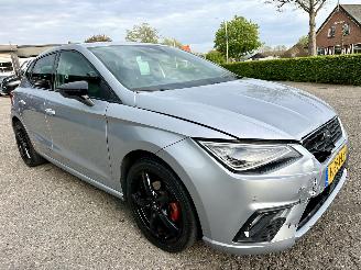 Seat Ibiza FR 1.0 TSI 110pk 7-traps aut + F1 5drs - nap - navi - camera - sfeerverl - front + line assist - virtual cockpit picture 4