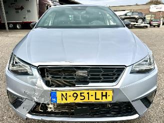 Seat Ibiza FR 1.0 TSI 110pk 7-traps aut + F1 5drs - nap - navi - camera - sfeerverl - front + line assist - virtual cockpit picture 3