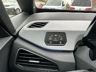 Volkswagen ID.3 Pro 58kWh 145pk aut - 26dkm nap - navi - camera - massage l+r - keyless - front + line assist - pdc v+a picture 28