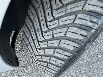 Volkswagen Polo Gereserveerd 1.4-16V 86pk dsg aut Comfortl 5drs - nap - airco - cruise - 4x elektr ramen - esp - boekjes + 2x sleutels op afstandbed picture 70