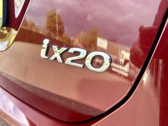 Hyundai Ix20 1.6i 125pk automaat Premium - nap - pano - leer - stuur + stoelverw - navi - camera - 1e eig - pdc v+a picture 79
