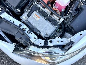 Toyota Auris Touring Sports 1.8 Hybrid 123pk aut - pano - nap - camera - navi - keyless start - parelmoer - privacy glass - org nl picture 97