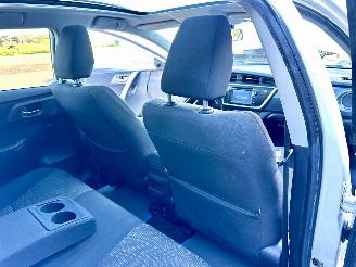 Toyota Auris Touring Sports 1.8 Hybrid 123pk aut - pano - nap - camera - navi - keyless start - parelmoer - privacy glass - org nl picture 60