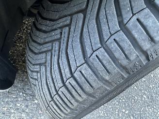 Toyota Auris Touring Sports 1.8 Hybrid 123pk aut - pano - nap - camera - navi - keyless start - parelmoer - privacy glass - org nl picture 73