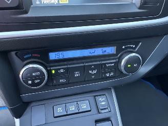 Toyota Auris Touring Sports 1.8 Hybrid 123pk aut - pano - nap - camera - navi - keyless start - parelmoer - privacy glass - org nl picture 43