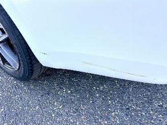 Toyota Auris Touring Sports 1.8 Hybrid 123pk aut - pano - nap - camera - navi - keyless start - parelmoer - privacy glass - org nl picture 79