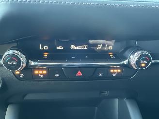 Mazda 3 gereserveerd 2.0 e-SkyActiv-X Hybrid aut 180 Luxury - nap - Hud - 360 cam - leer - stuur + stoelverw - bose - memory - keyless picture 35