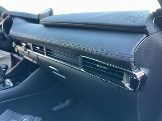 Mazda 3 gereserveerd 2.0 e-SkyActiv-X Hybrid aut 180 Luxury - nap - Hud - 360 cam - leer - stuur + stoelverw - bose - memory - keyless picture 48