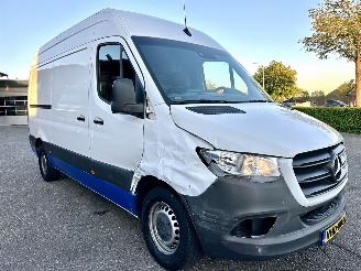 Mercedes Sprinter 316 2.2 CDI 163pk 7-traps aut + f1 L2/H2 - nap - navi - camera - zwarte hemel - trekh - elektr pakket - 4x Michelin picture 4