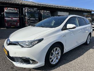 Toyota Auris Touring Sports 1.8 Hybrid 123pk aut Lease pro - pano - nap - picture 2
