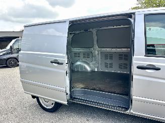 Mercedes Vito Gereserveerd 110 2.2 CDI 95pk 6-bak 320 Functional - nap - airco - 3 pers - leer - elektr pakket - facelift model picture 9