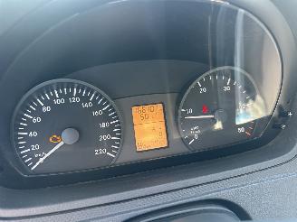 Mercedes Vito Gereserveerd 110 2.2 CDI 95pk 6-bak 320 Functional - nap - airco - 3 pers - leer - elektr pakket - facelift model picture 21