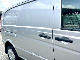 Mercedes Vito Gereserveerd 110 2.2 CDI 95pk 6-bak 320 Functional - nap - airco - 3 pers - leer - elektr pakket - facelift model picture 51