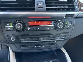 BMW X6 xDrive50i 4.4 TwinTurbo 408pk 8-traps aut + f1 Exe - facelift - hud - 22 inch - softclose - stuurverw - keyless picture 33