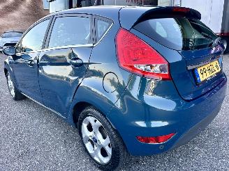 Ford Fiesta 1.25i 82pk Titanium 5drs - 94dkm nap - airco - cruise - licht + regensensor + aut dimmend binnenspiegel - lmv picture 6