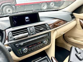 BMW 3-serie Touring 320i 184pk 8-traps aut High Executive - nap - xenon - beige leer - stoelverw - navi - pdc - elektr klep picture 41