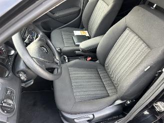 Volkswagen Polo 1.4 TDI 75pk BlueMotion 5drs - navi - clima - cruise - facelift - bleutooth - pdc v+a - front assist - privacy glass picture 43